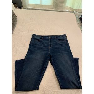 AE High Waisted “Dream” Jegging Jeans